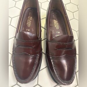 Vintage women’s Easton Penny Loafers SZ 7M